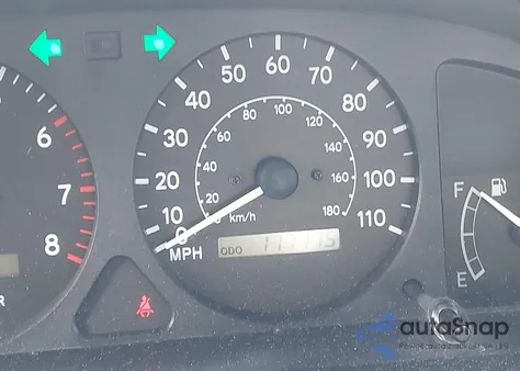 1998 Chevrolet Prizm Lsi z USA, uszkodzony, nr VIN 1Y1SK5485WZ420028